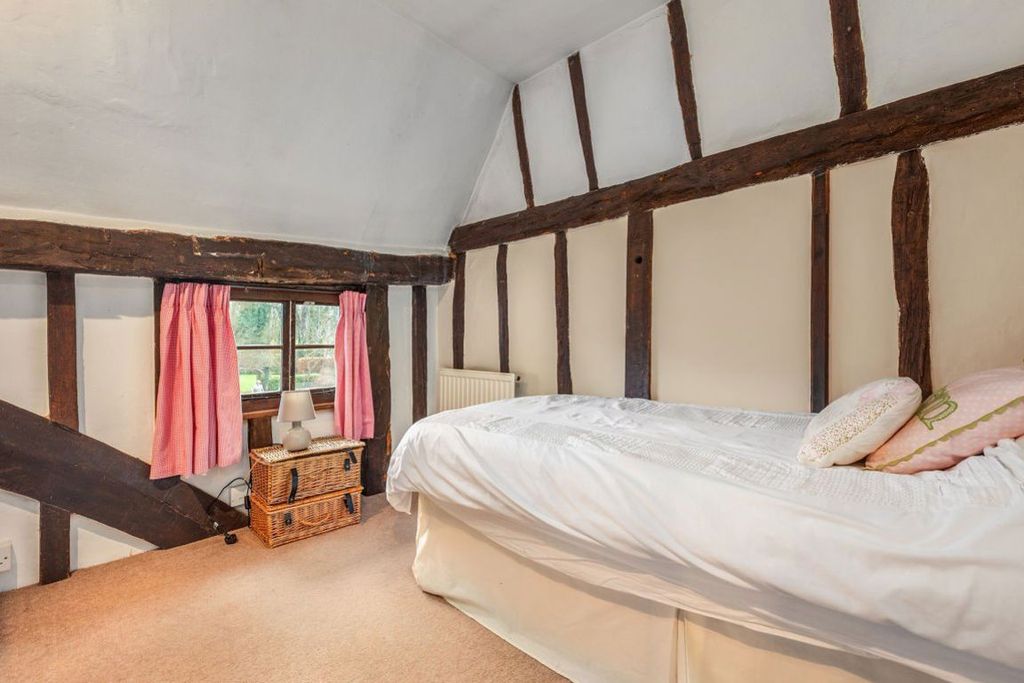 Additional image 14 of 4 bed semi-detached house to rentHever TN8