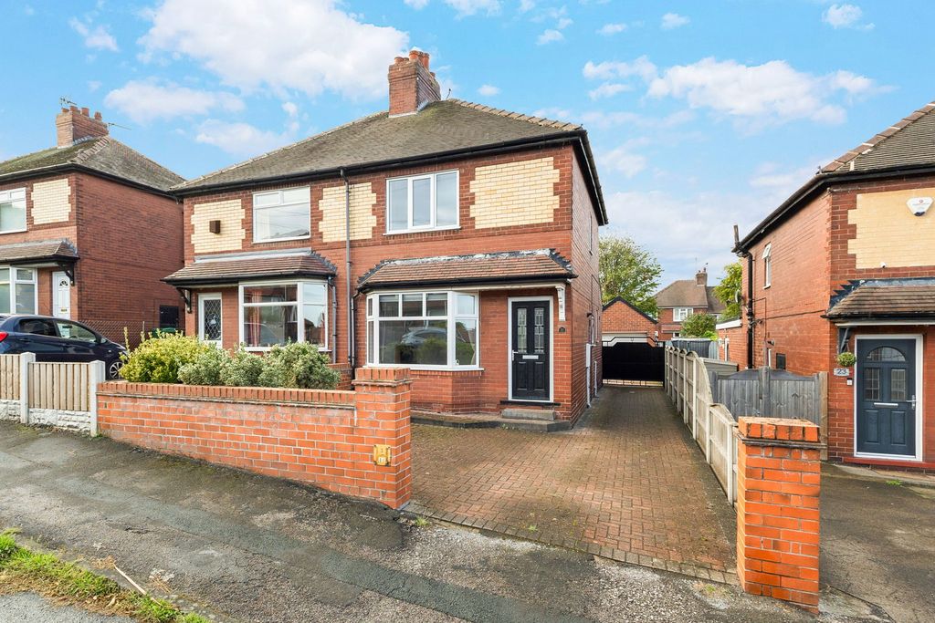 Property photo 1 of 22