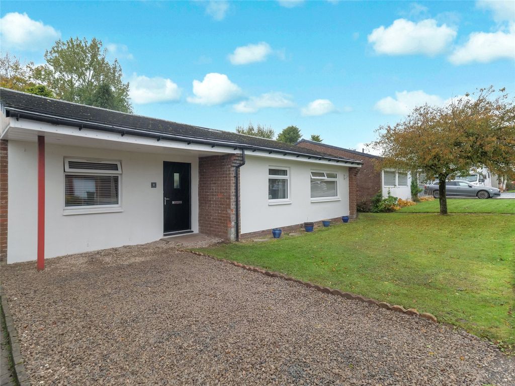 Property photo 1 of 20 External