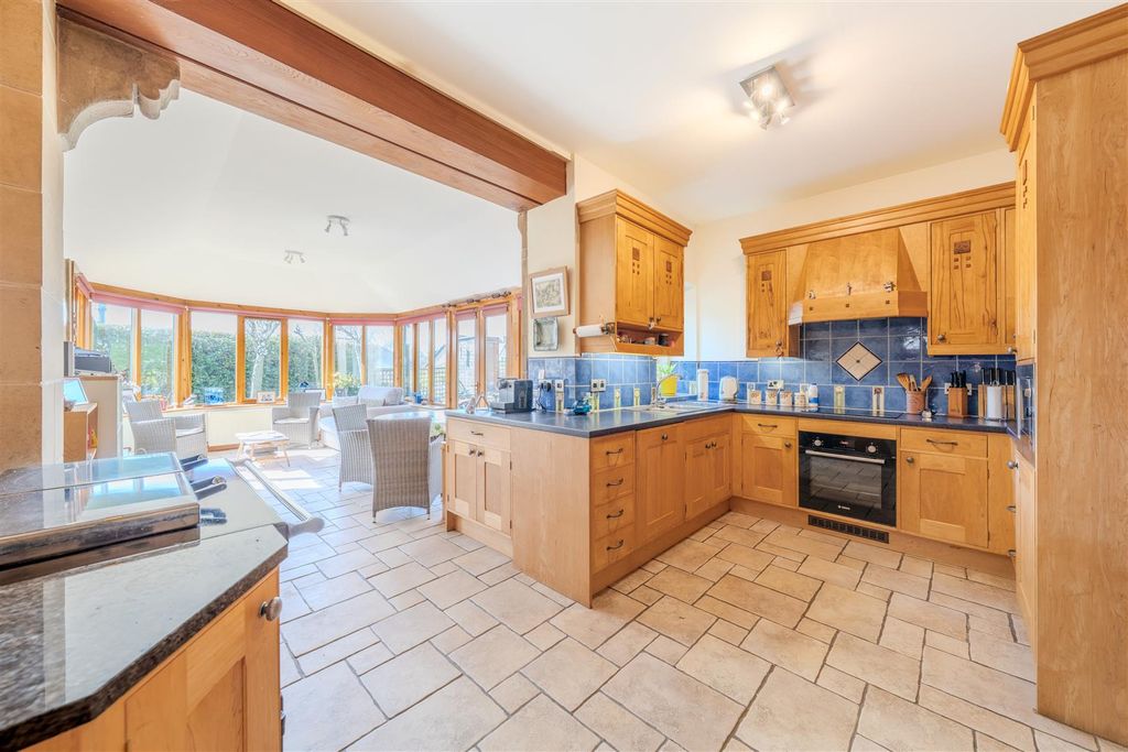 Property photo 2 of 32 Beech_House-9.Jpg