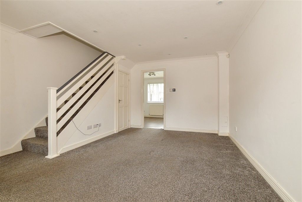 Property photo 2 of 10 Lounge