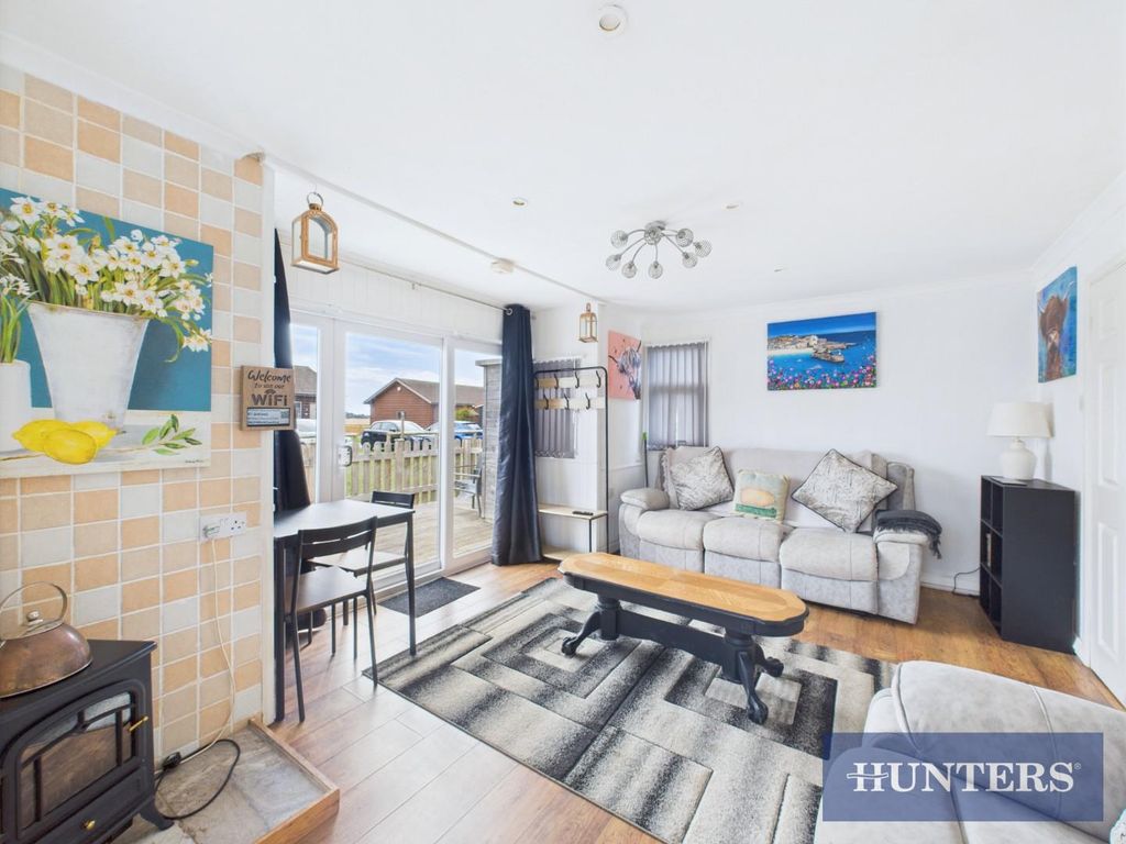 Property photo 2 of 11 Cam05333G0-Pr0203-Still011.Jpg