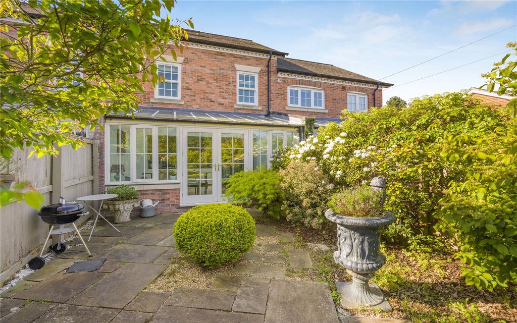 Property photo 2 of 16 Rear