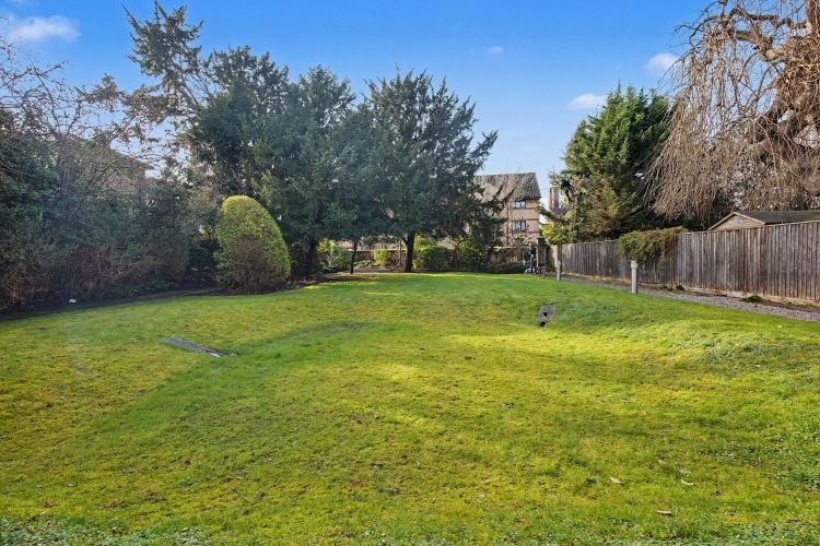 Property photo 3 of 11 321522