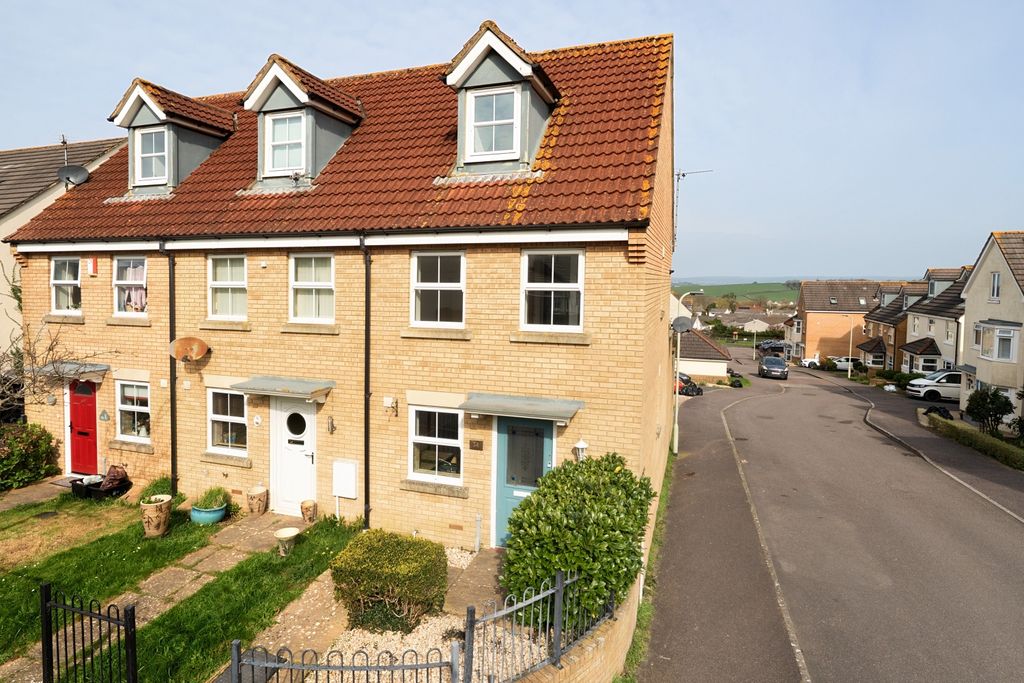 Property photo 1 of 22 1418236-2-69c123Bf23F1c-Arw-1
