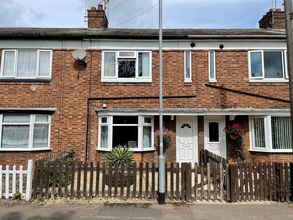 Property photo 1 of 14 Front