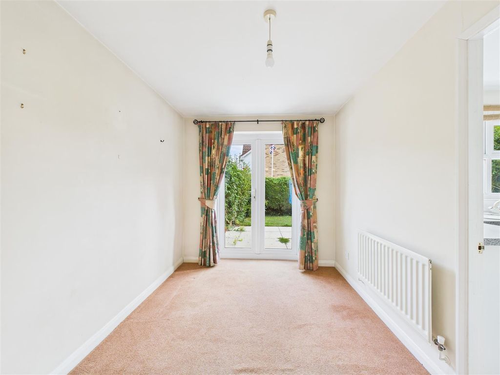 Property photo 3 of 15 Cam05193G0-Pr0037-Still005.Jpg