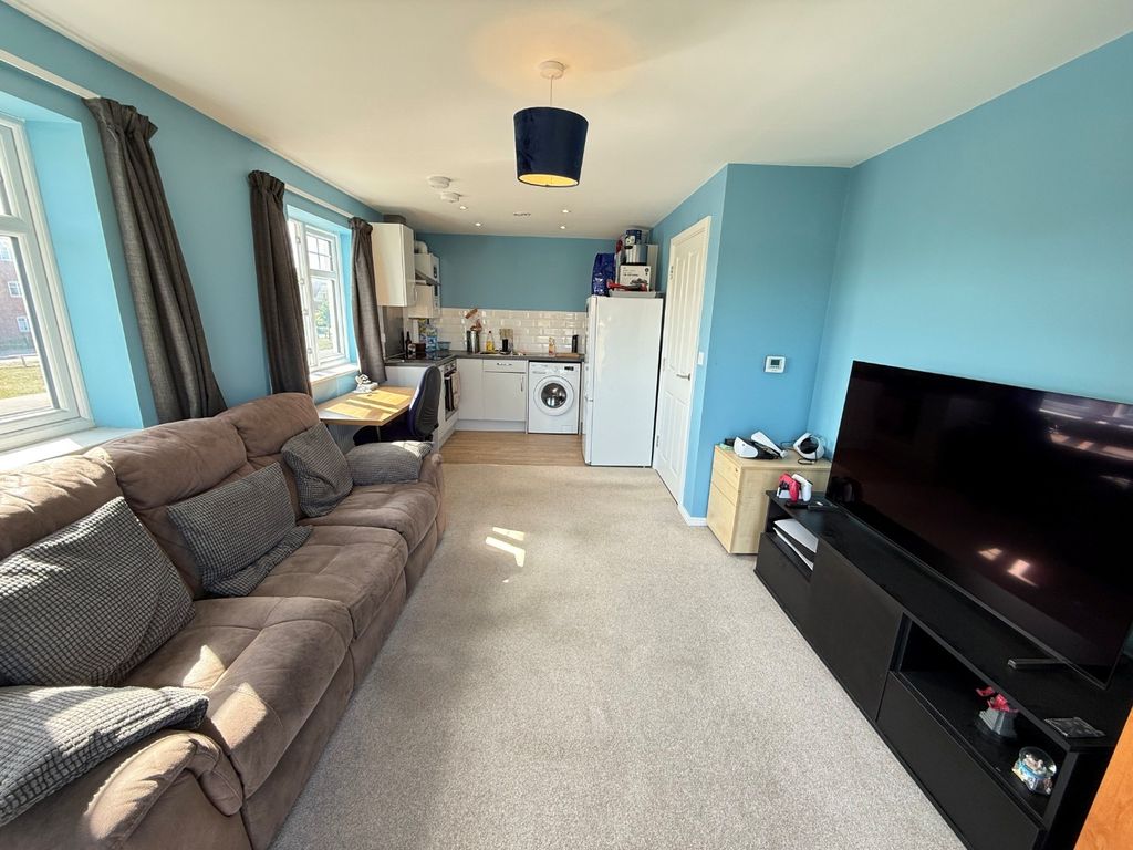 Property photo 3 of 7 3659456