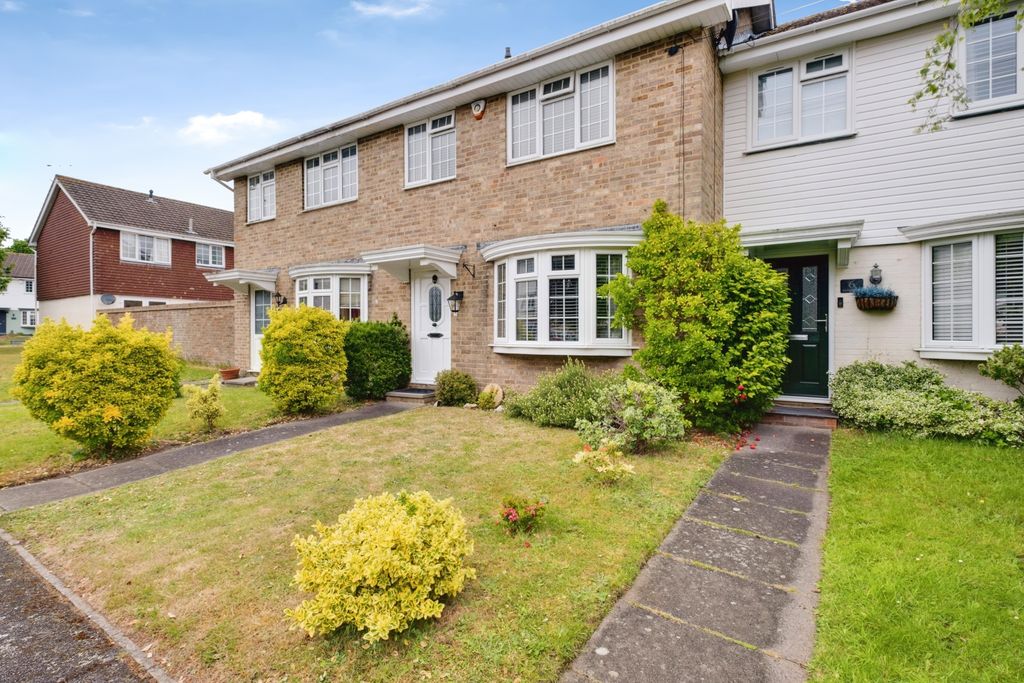 Property photo 1 of 18