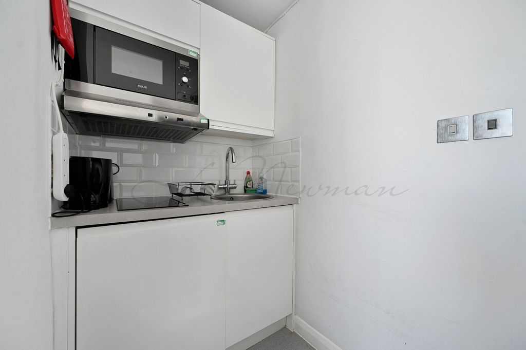 Property photo 3 of 6 Jpg