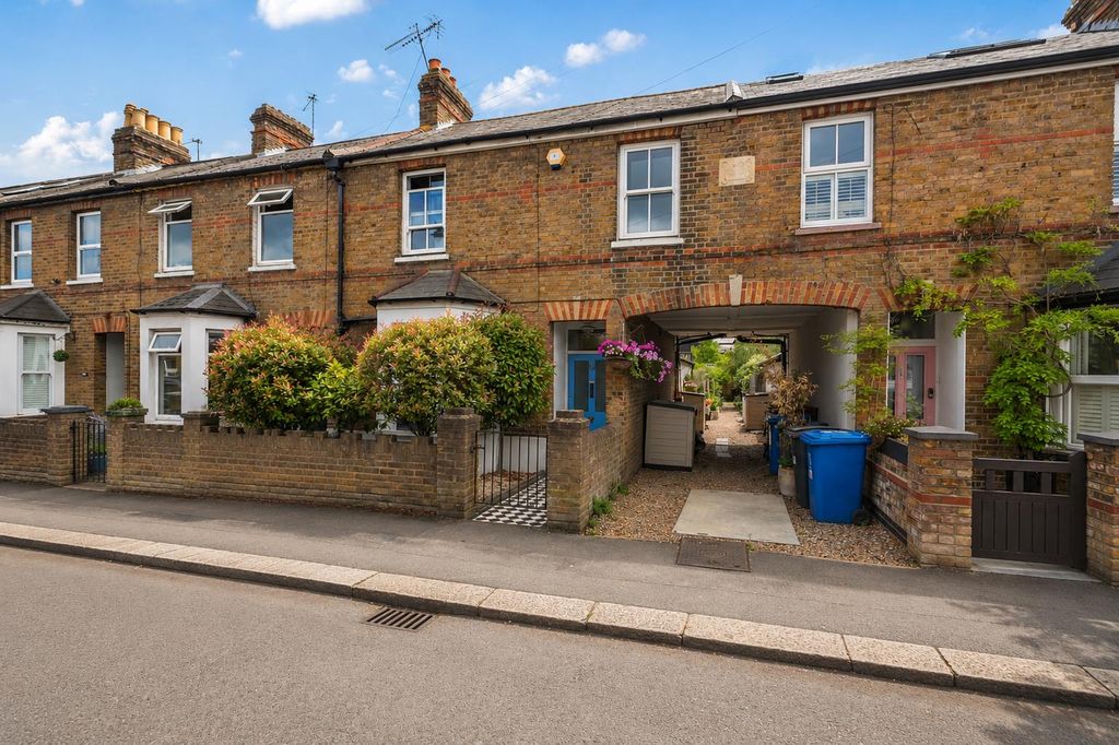 Property photo 1 of 22