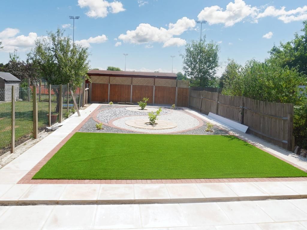 Property photo 1 of 18