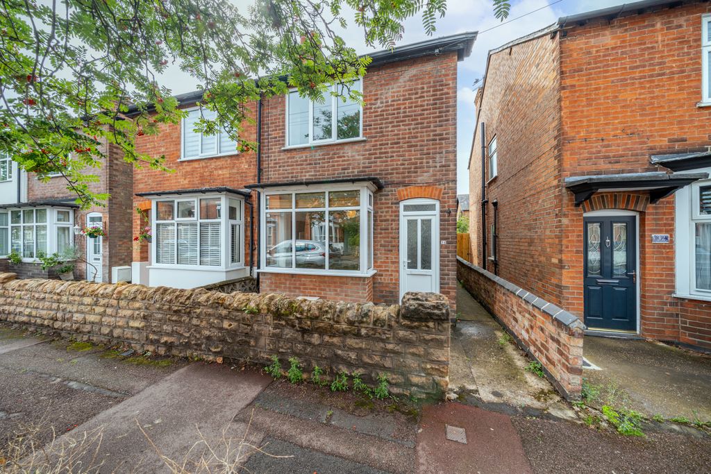 Property photo 1 of 16