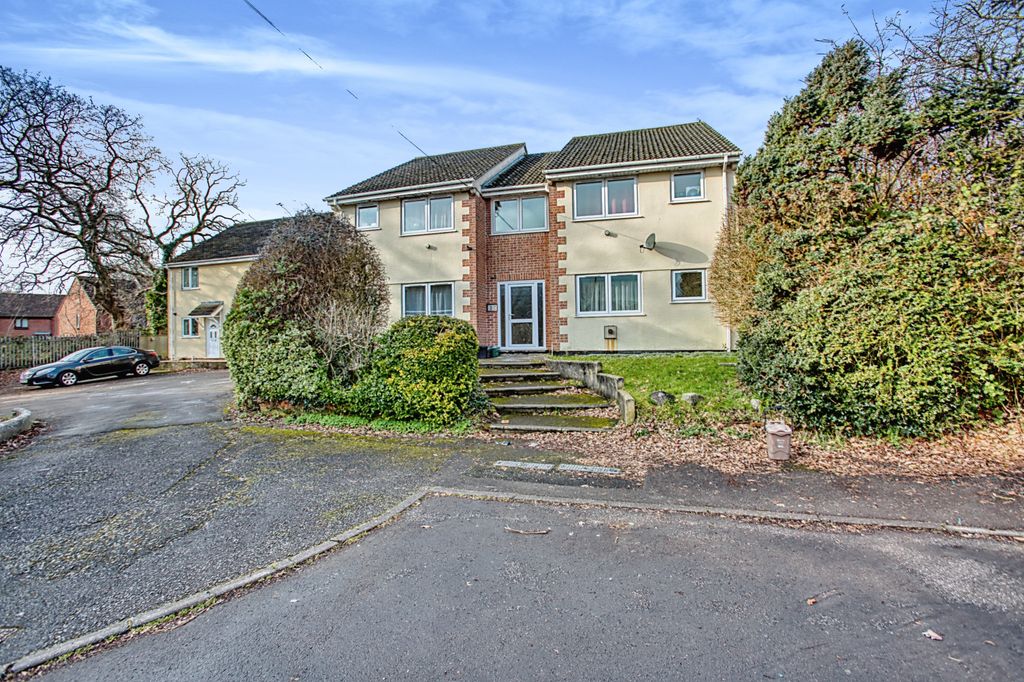 Property photo 1 of 15 Photography