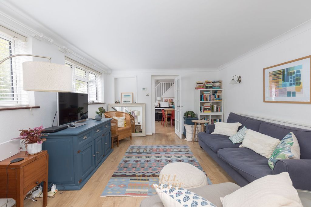 Property photo 3 of 15