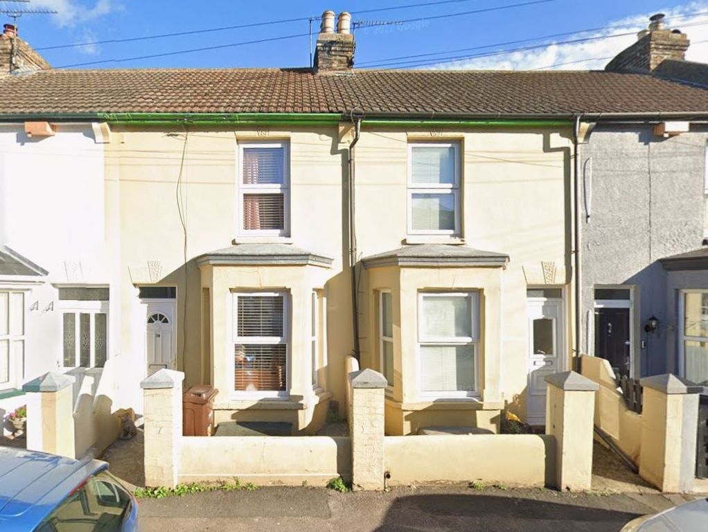 Property photo 1 of 8