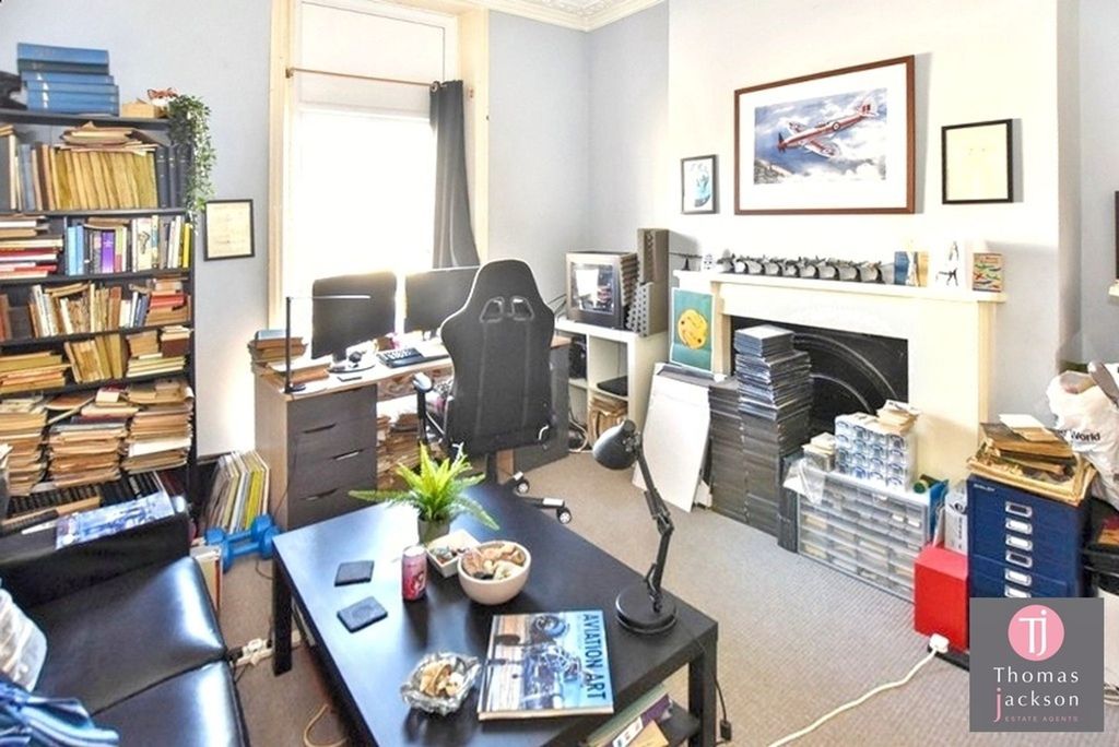 Property photo 3 of 24