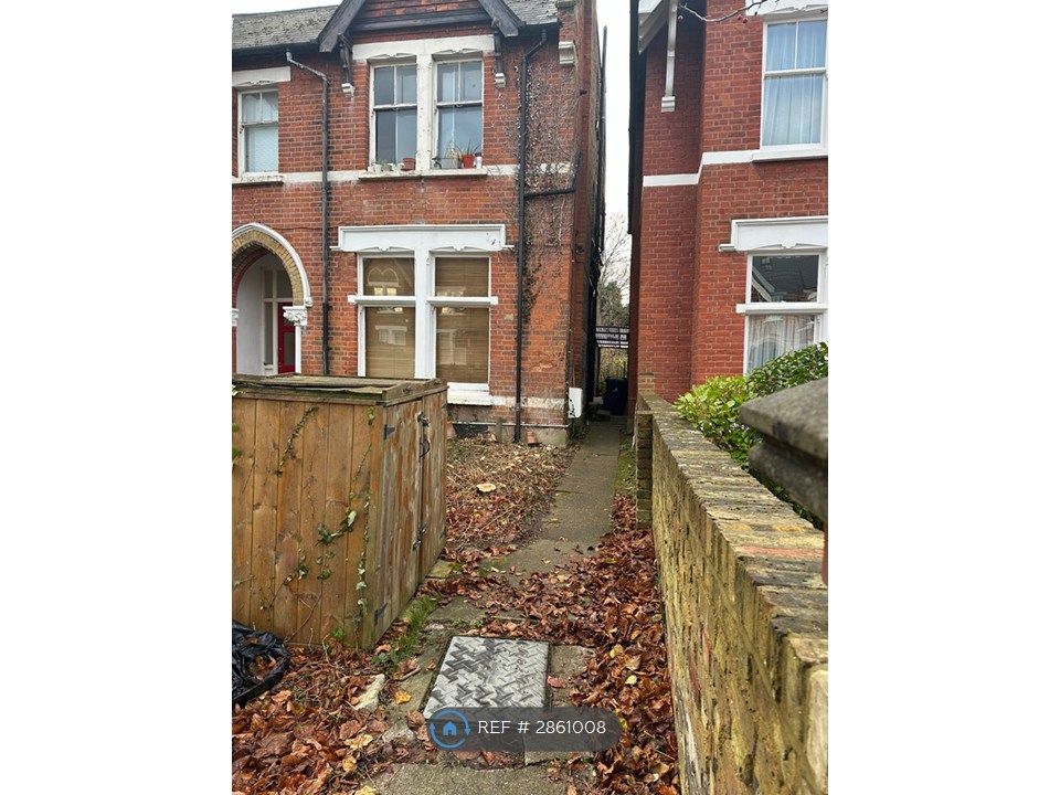 Property photo 2 of 7