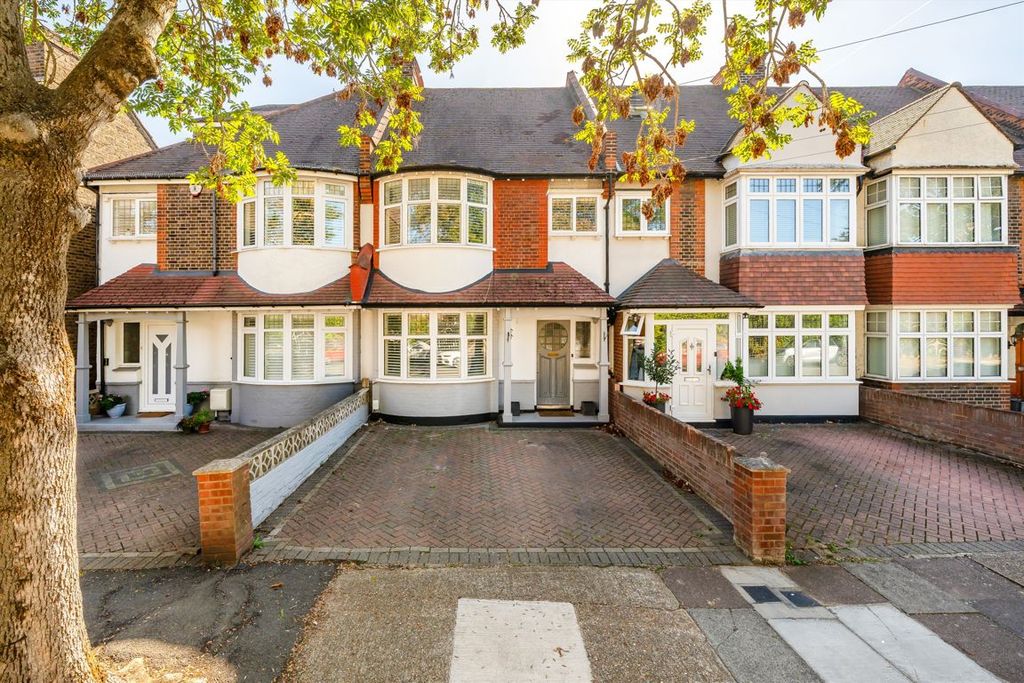 Property photo 1 of 7