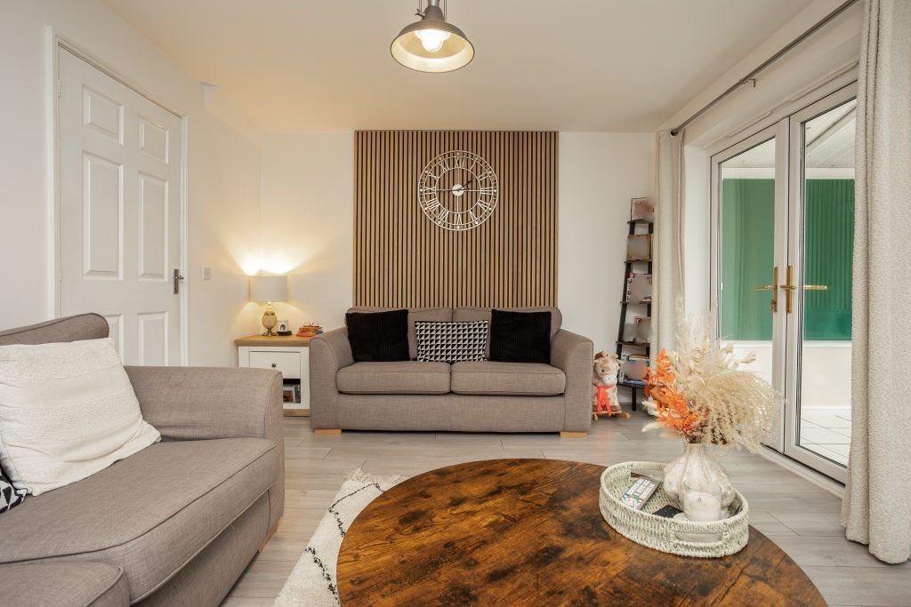 Property photo 3 of 25