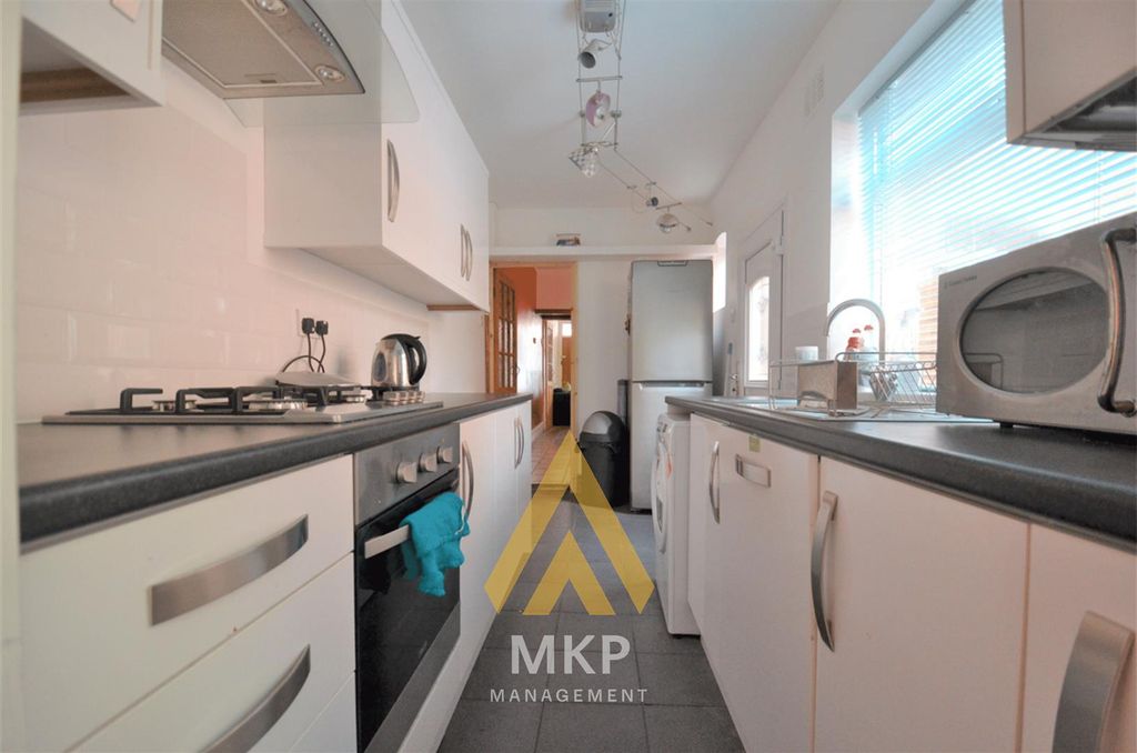 Property photo 2 of 15 4.Png