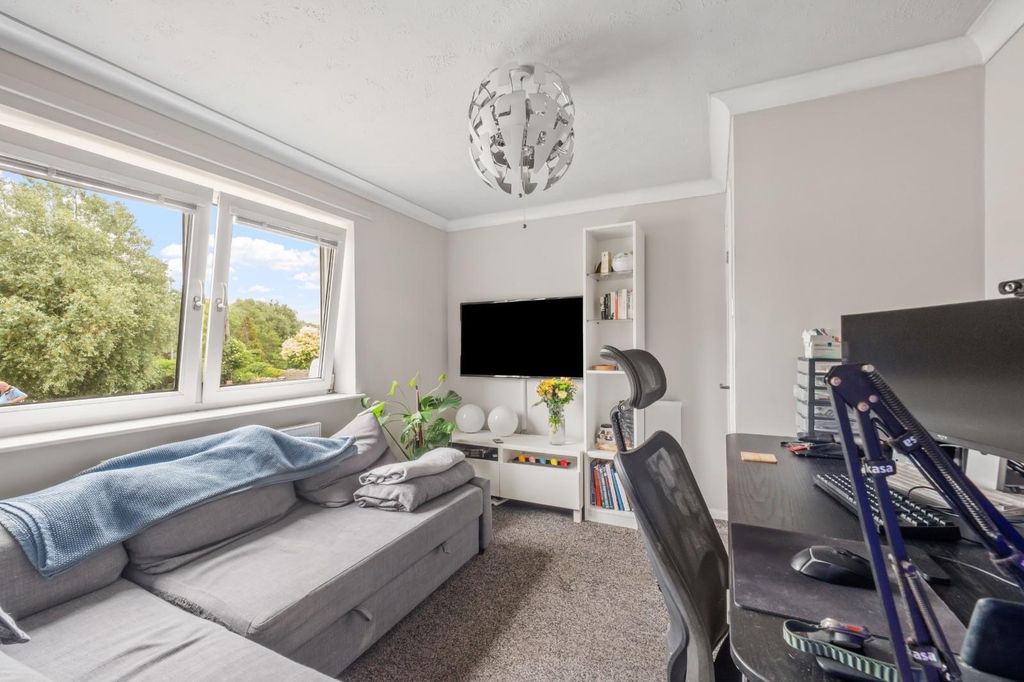 Property photo 2 of 9 1.Jpg