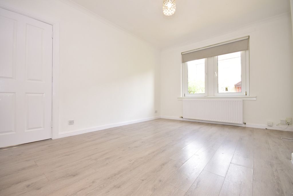 Property photo 3 of 10 Gallery