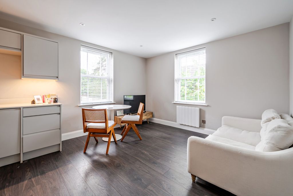 Property photo 3 of 13 1-6A26A9d305Fb1-1...