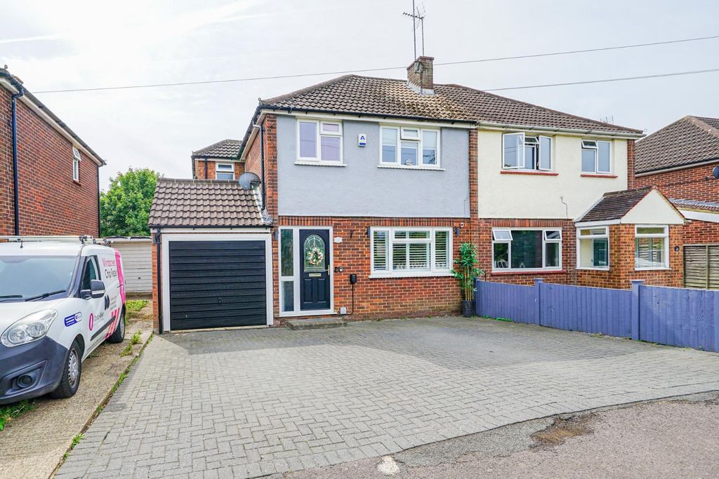 Property photo 1 of 25