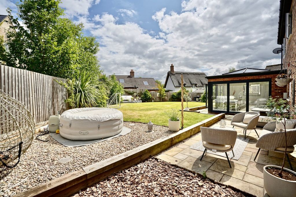 Property photo 3 of 19