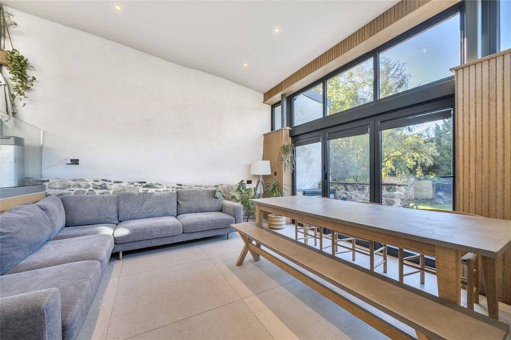 Property photo 3 of 12 Picture No. 03