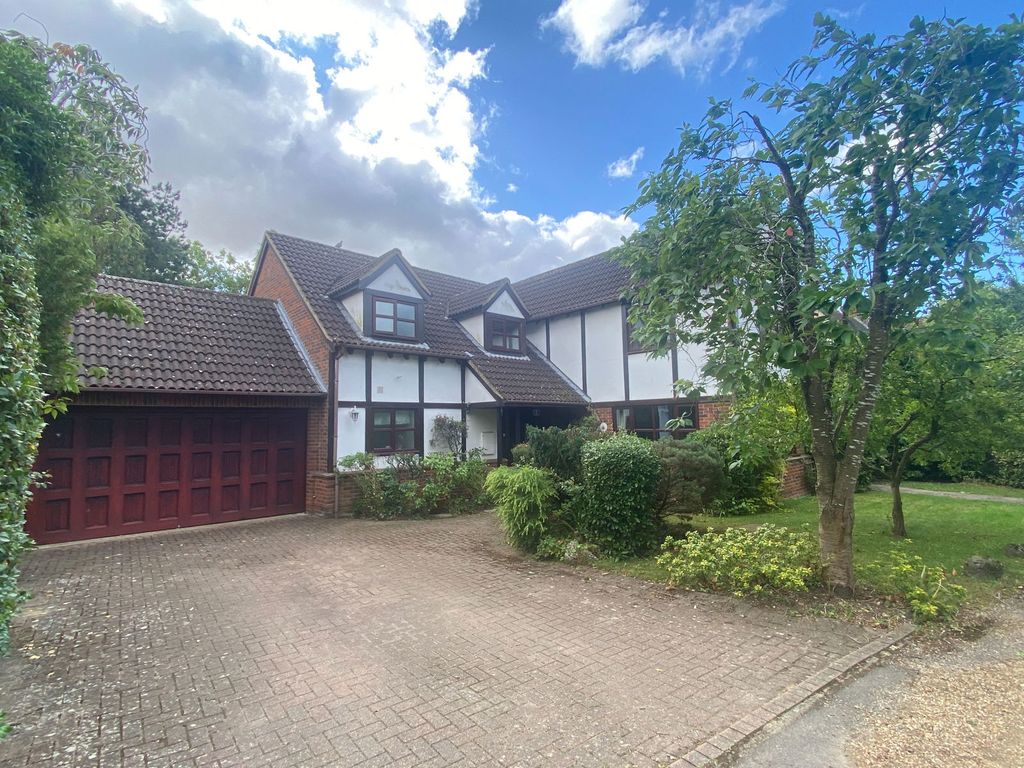 Property photo 1 of 23