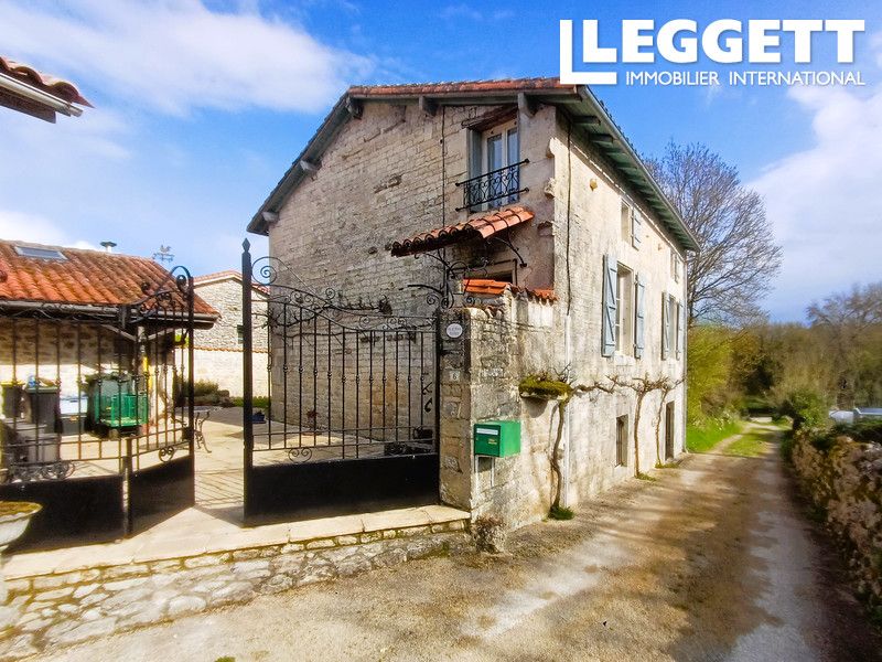 Property photo 1 of 10