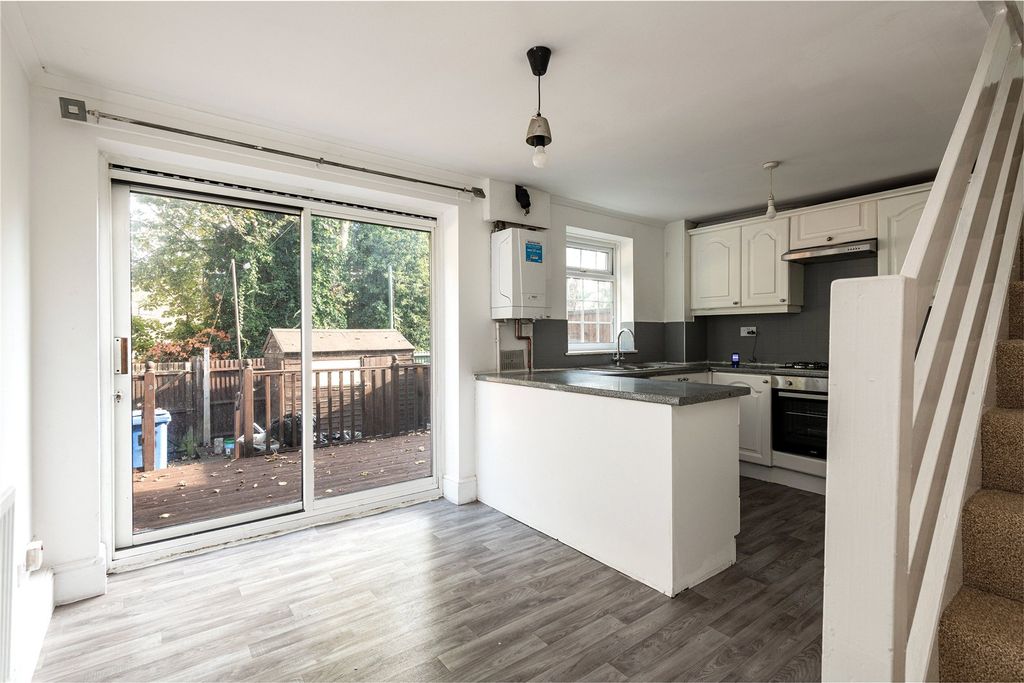 Property photo 2 of 10 Picture No. 30