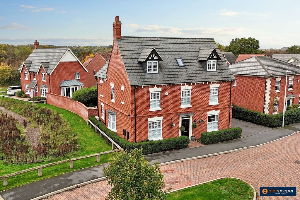 Property photo 1 of 60 4294590