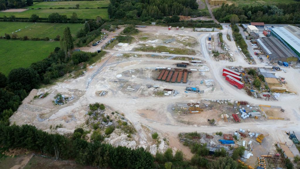 Property photo 2 of 7 Dji_0204.Png