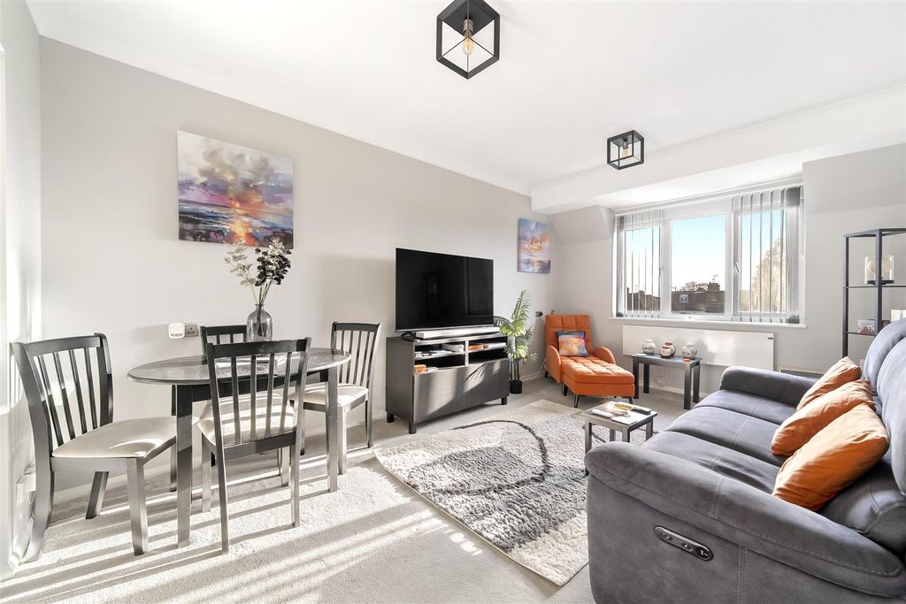 Property photo 2 of 11 Dsc08733.Jpg