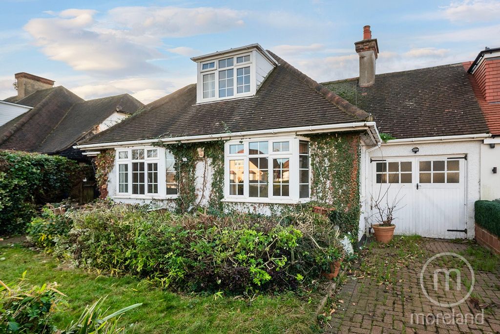 Property photo 2 of 12 4659343