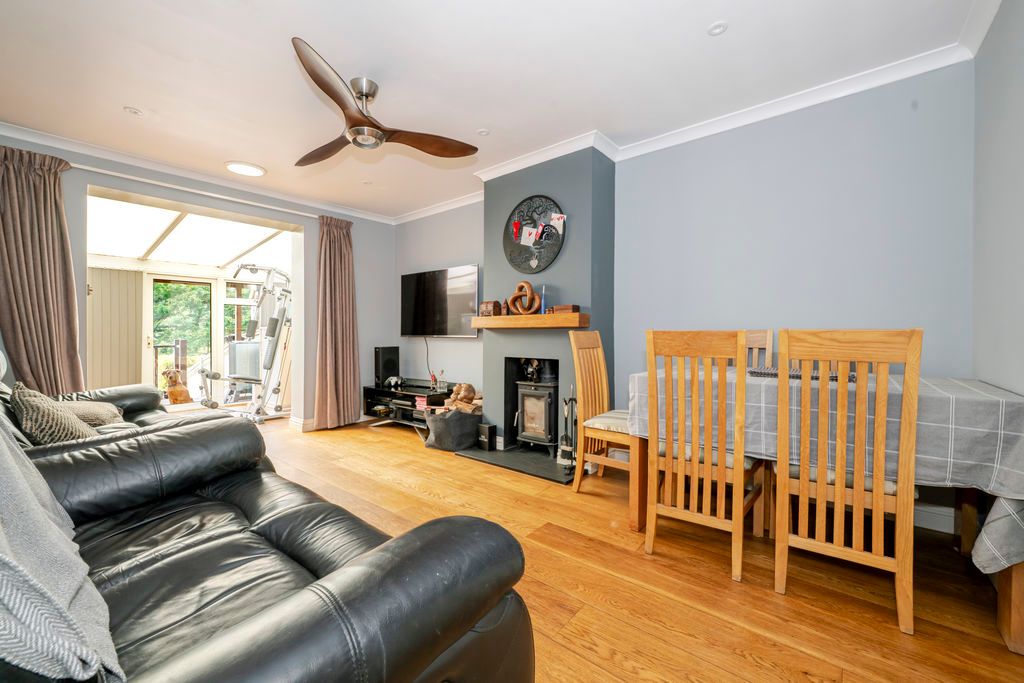 Property photo 2 of 18 Photo 12