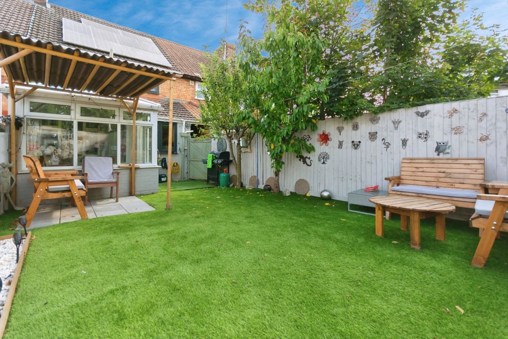 Property photo 3 of 33 Photo