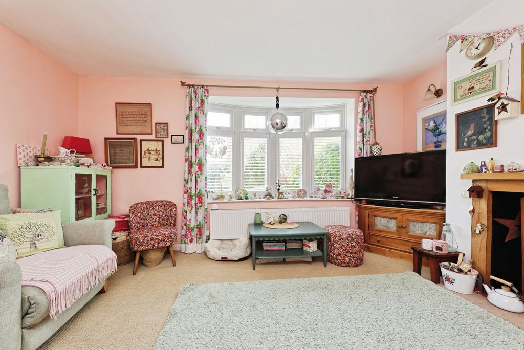 Property photo 3 of 17 Pbox-Img.Jpg