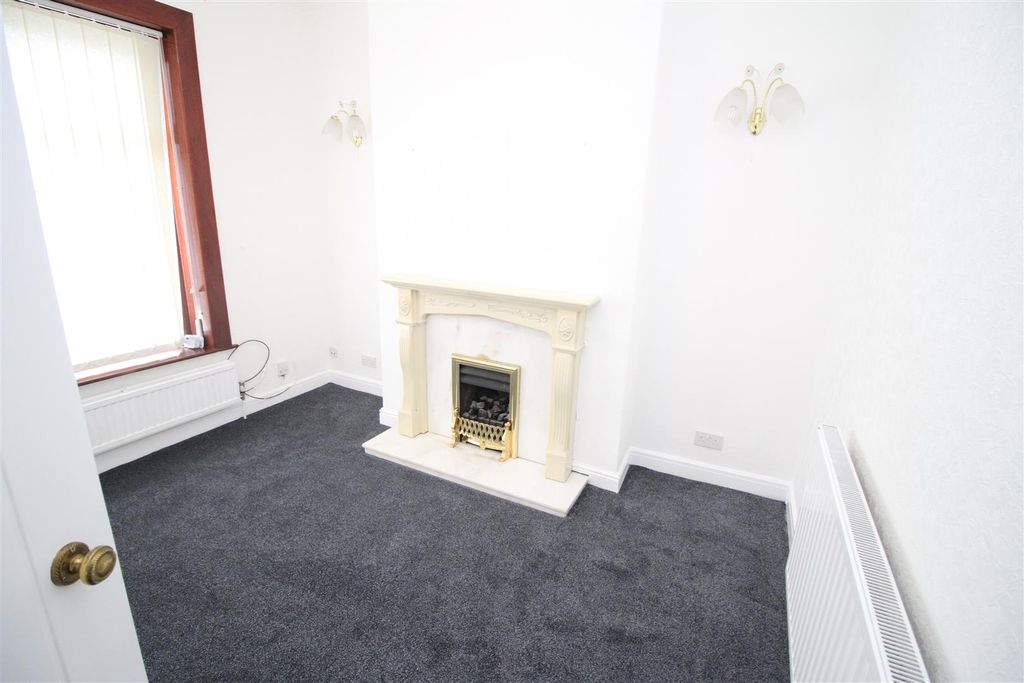 Property photo 2 of 11 Img_6681[1].Jpg