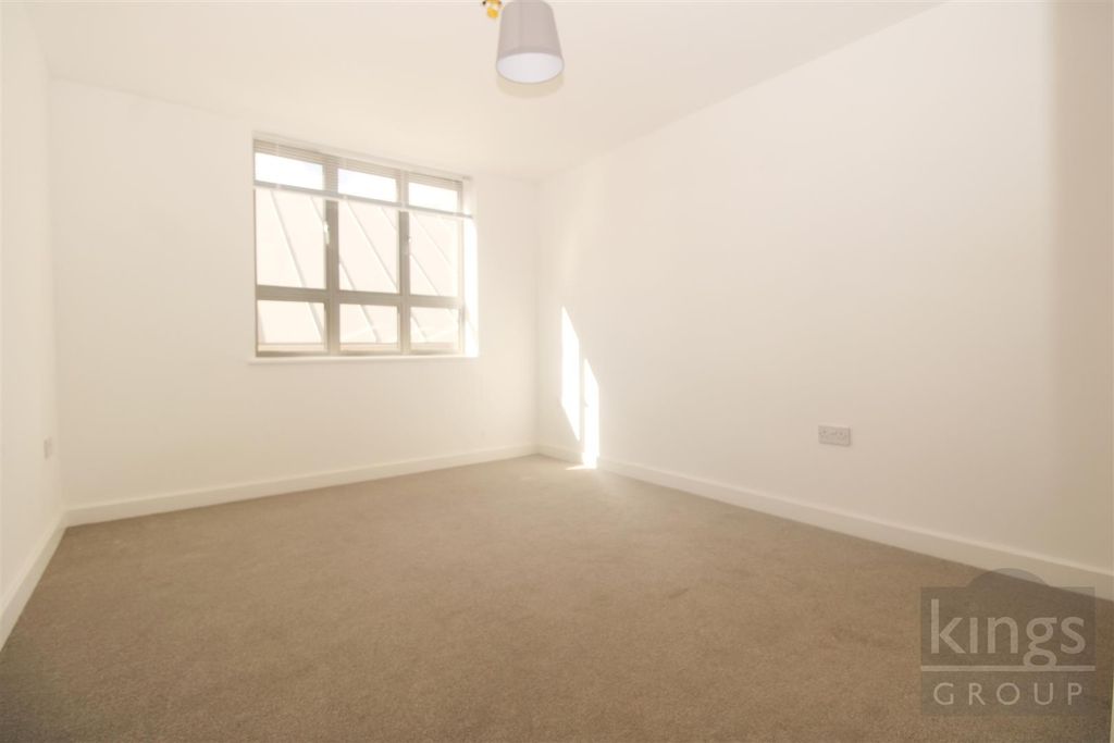 Property photo 2 of 11 Img_6985.Jpg