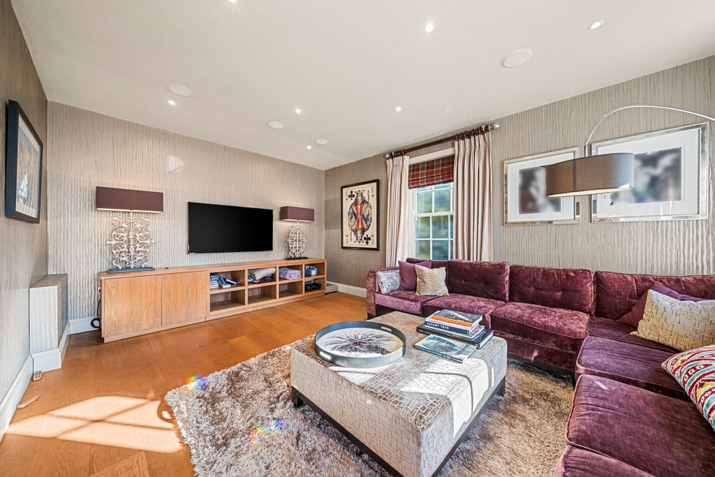 Additional image 4 of 6 bed property for saleCoombe Park, Kingston Upon Thames, South West London KT2, United Kingdom