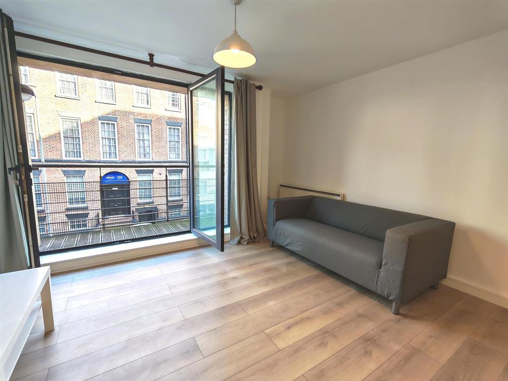 Property photo 2 of 11 Living Room