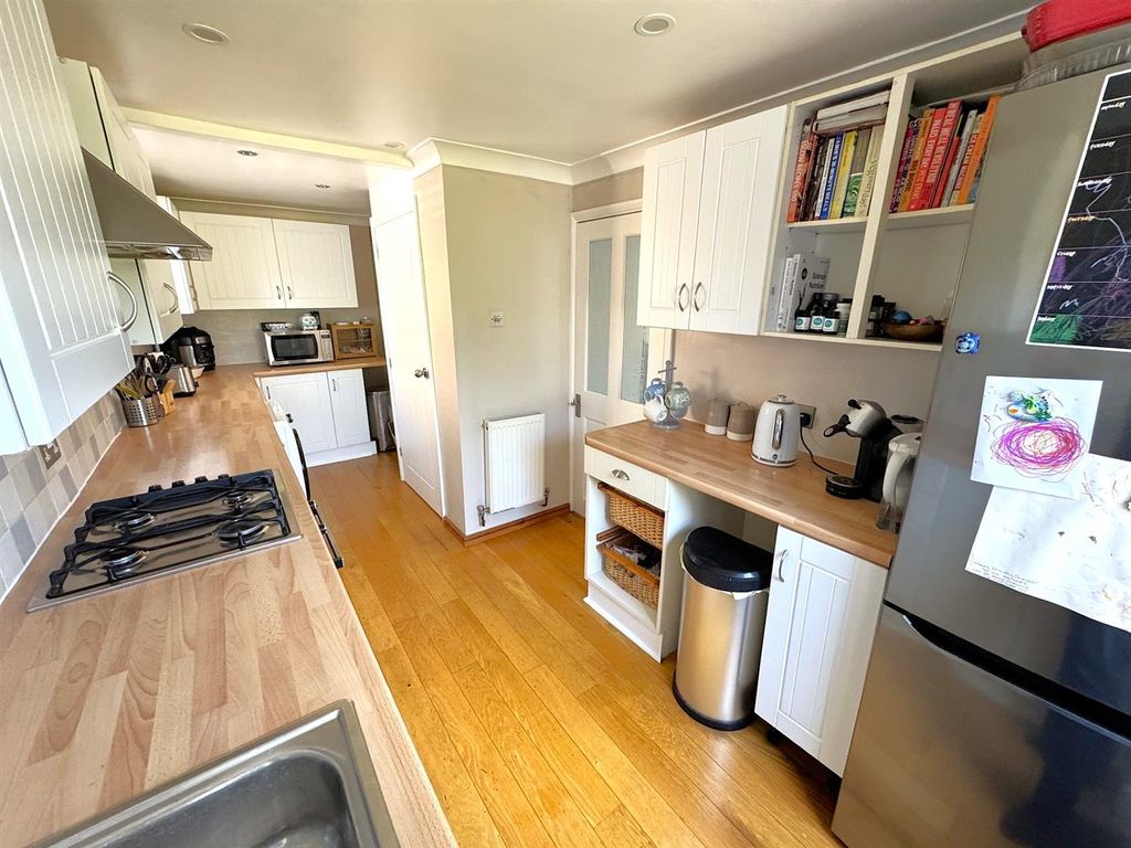 Property photo 3 of 39 Thumbnail_Image4 (1).Jpg