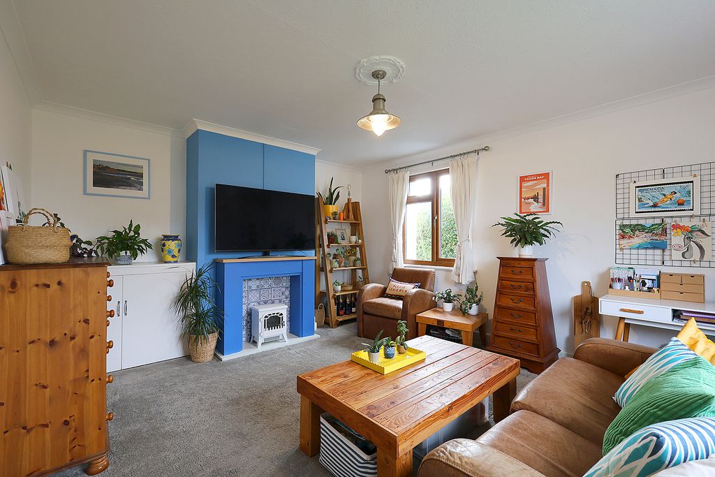 Property photo 2 of 13 Photo 1