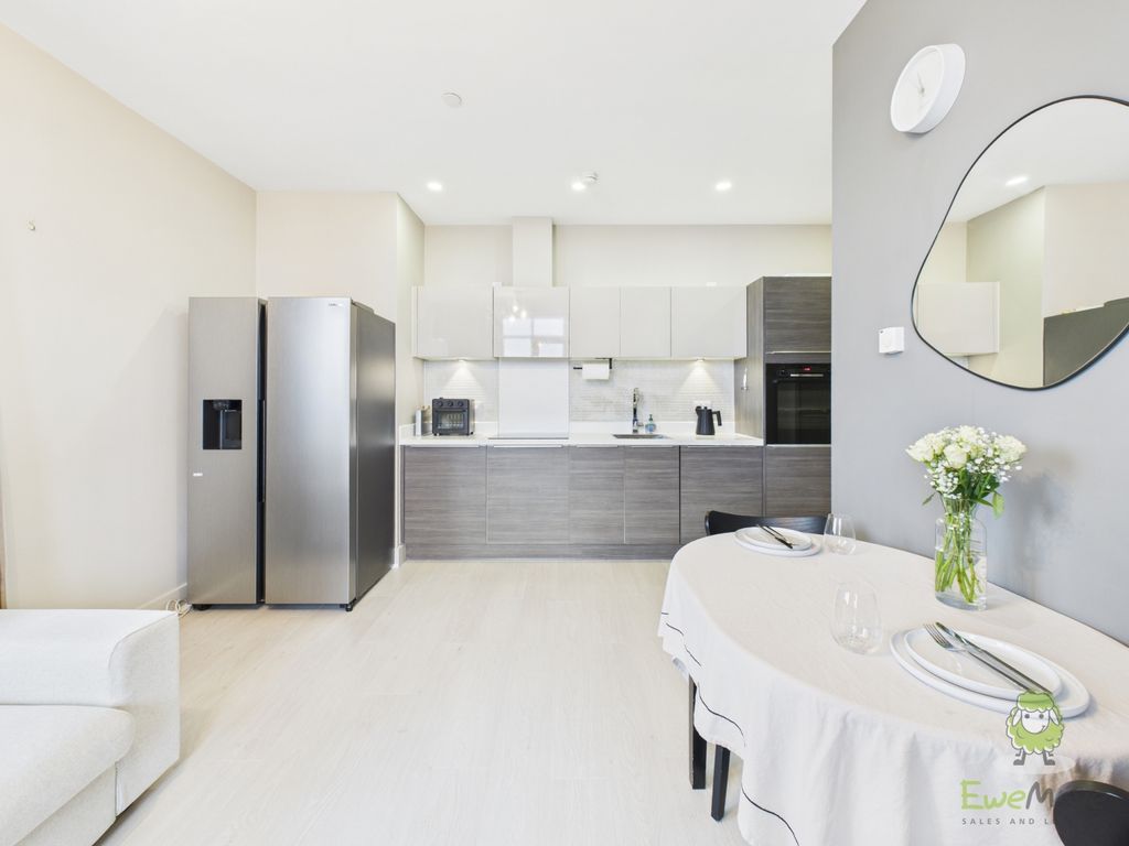 Additional image 5 of 2 bed flat for saleGreenleigh Court, Dawsons Square, Pudsey LS28