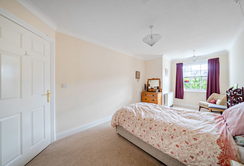 Property photo 3 of 9 1365123-12-68F759...