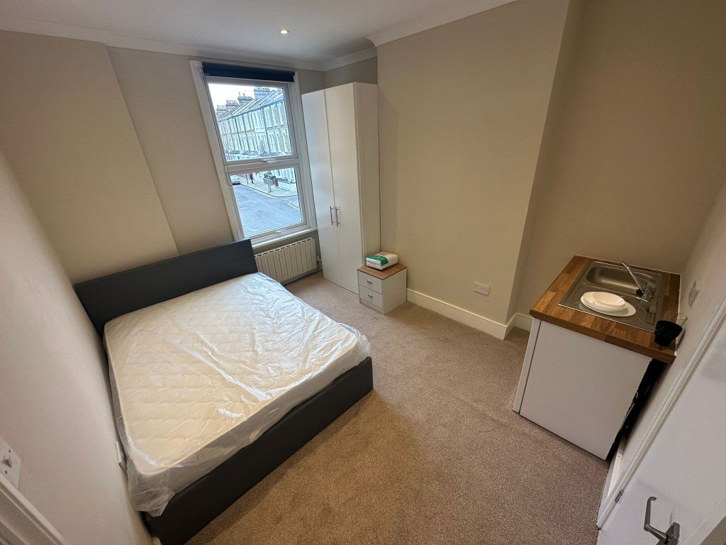 Property photo 2 of 7